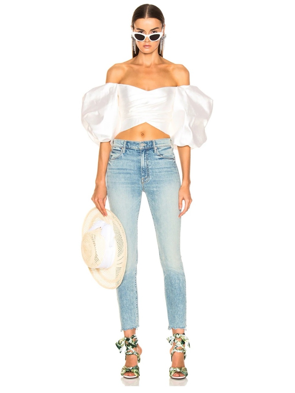 MOTHER The Stunner Ankle Chew Jean in Walking on Water Wash Size 25 (US 0/US 2)